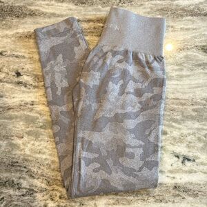 NVGTN Camo Leggings